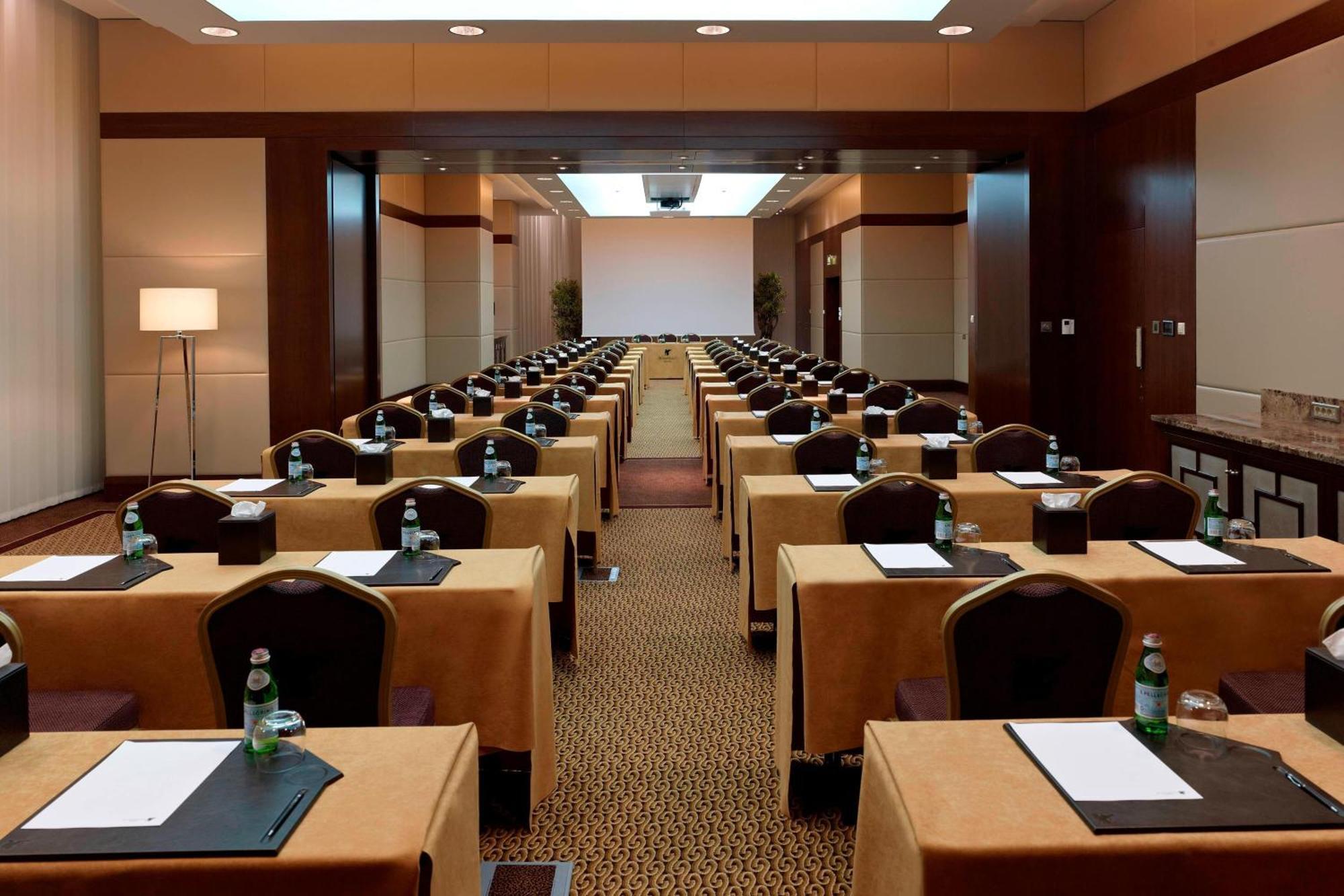 Jw Marriott Hotel Ankara Bagian luar foto